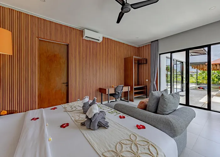 别墅 Cakra - 4 Bedroom Luxury With Infinity Pool And Paddy Field View 乌布