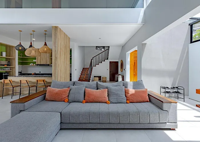 别墅 Cakra - 4 Bedroom Luxury With Infinity Pool And Paddy Field View