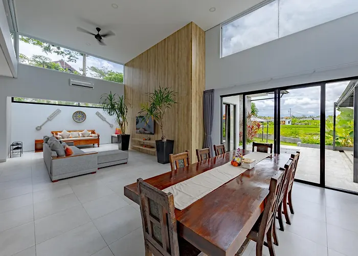 别墅 Cakra - 4 Bedroom Luxury With Infinity Pool And Paddy Field View *