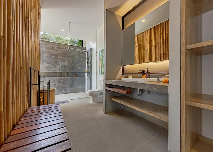Cakra - 4 Bedroom Luxury With Infinity Pool And Paddy Field View *