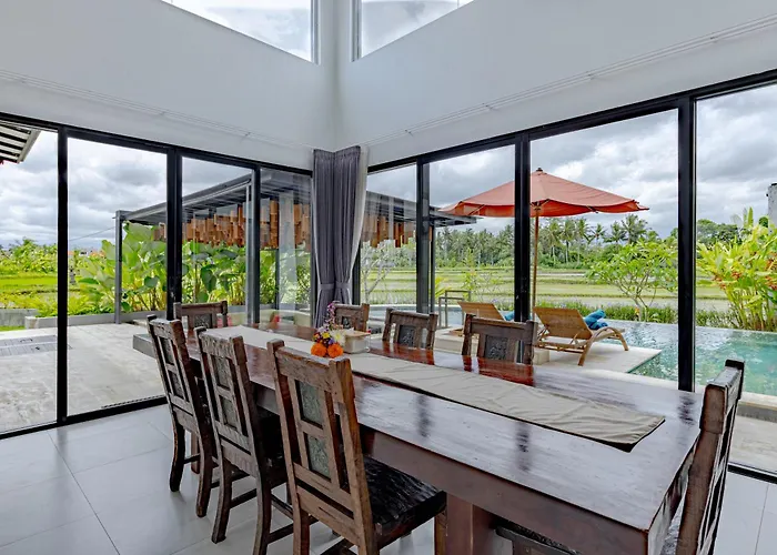 Cakra - 4 Bedroom Luxury With Infinity Pool And Paddy Field View 乌布