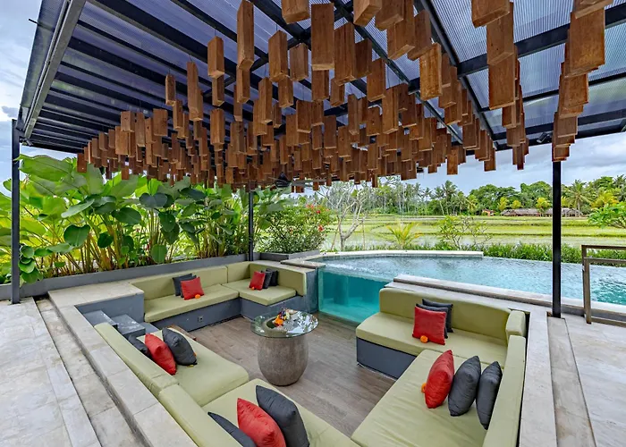 Cakra - 4 Bedroom Luxury With Infinity Pool And Paddy Field View 别墅 乌布