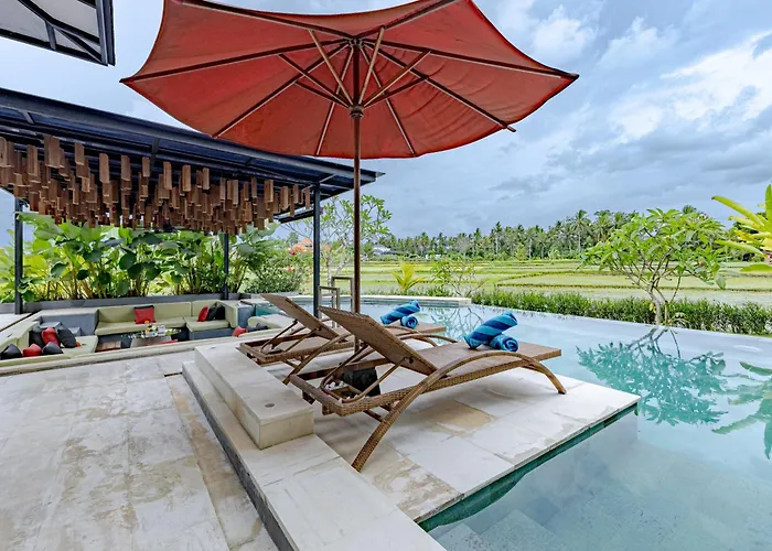 别墅 Cakra - 4 Bedroom Luxury With Infinity Pool And Paddy Field View *